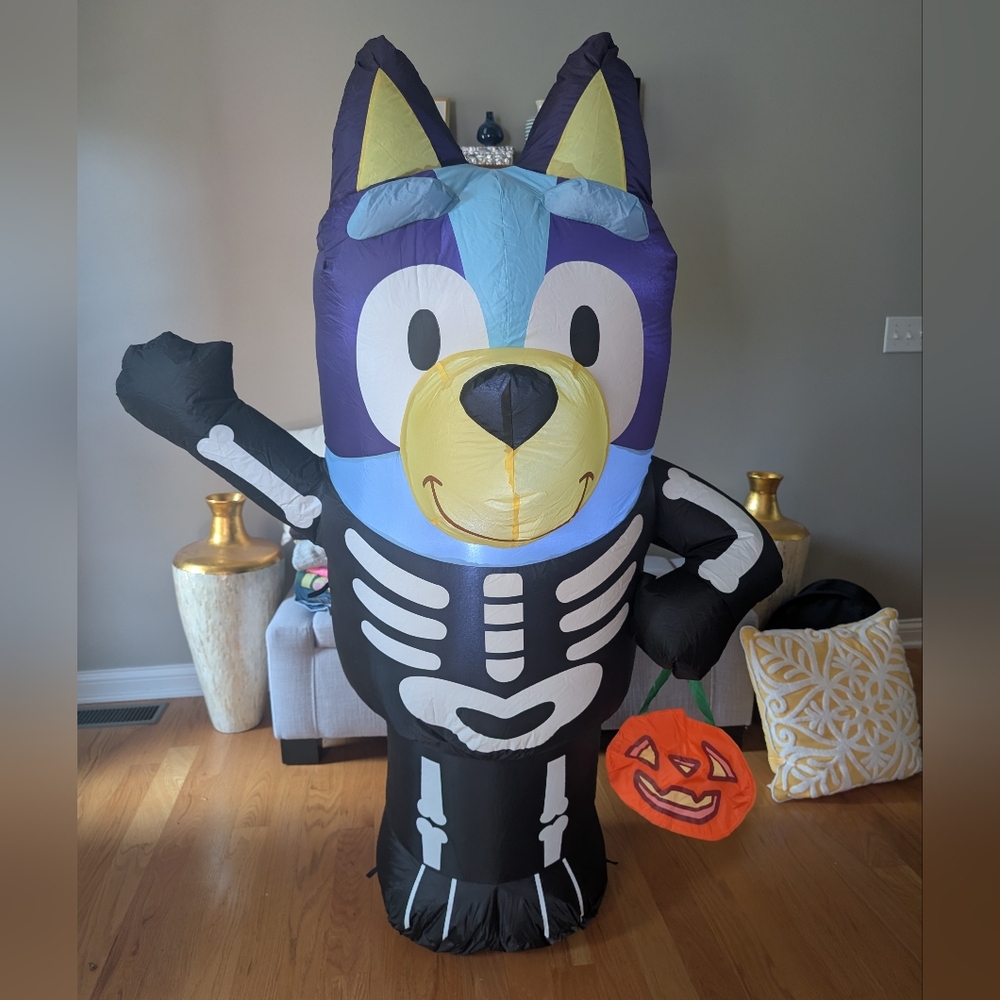 Bluey 5ft Skeleton Halloween Inflatable Blow Up NEW Decoration Dog WORKS TESTED